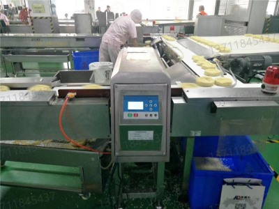 東莞金屬探測儀檢測方便面